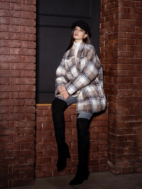 チェック柄ミドル丈コート